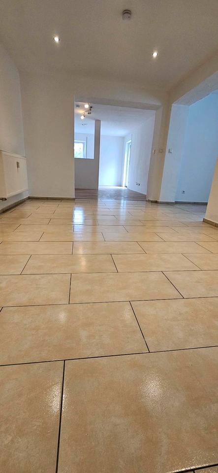 Helle 1,5 Zimmer Wohnung