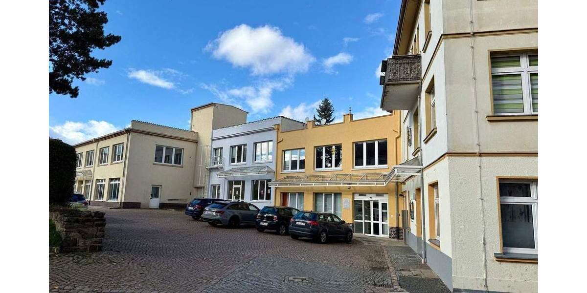 Etagenwohnung Meerane Seiferitz - 3 Zimmer, 84 m&sup2;, 600&euro; | Angebot:25799994