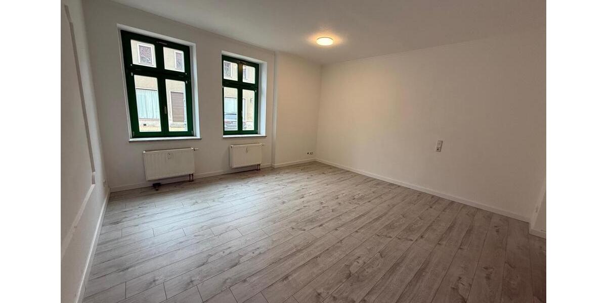 Erdgeschoßwohnung Bad Schmiedeberg - 4 Zimmer, 125 m&sup2;, 690&euro; | Angebot:25714356