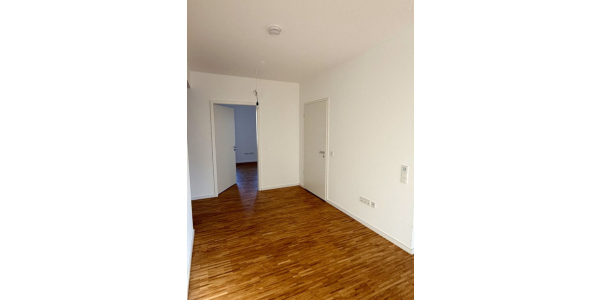 Etagenwohnung Hannover - 3 Zimmer, 81 m&sup2;, 1.375&euro; | Angebot:24801223