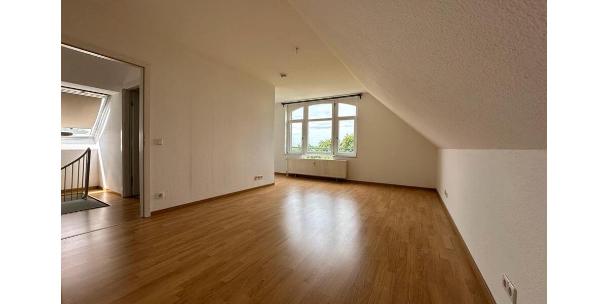 Helle moderne Maisonette Wohnung mit EKB, Balkon und Tiefgaragenplatz in Meerbusch-Osterath. 2 zimmer
