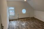 Schöne helle Dachgeschoss Wohnung mit neuem Bad in Bodenwerder 3 zimmer