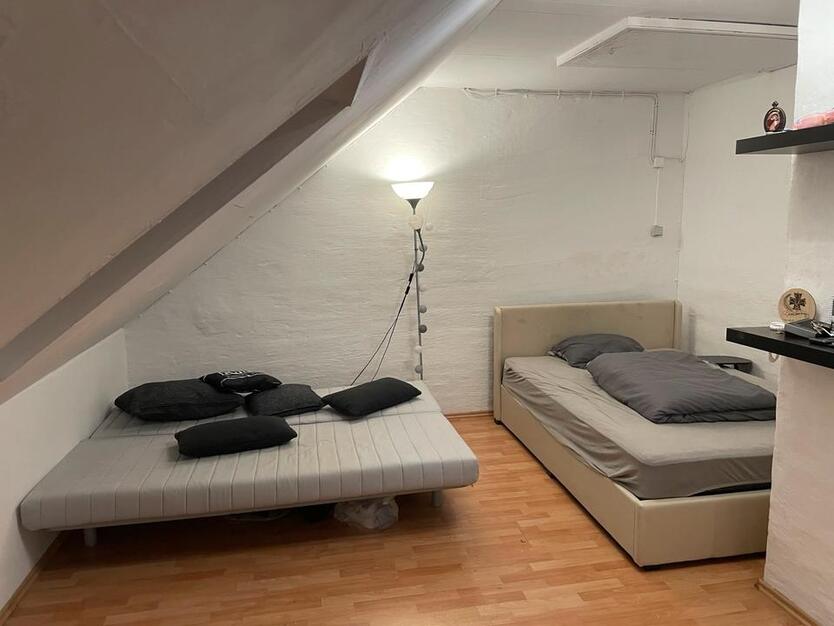 WG Zimmer ( 3er ) Zentral auf der Lister Meile ( Untermieter ) zimmer