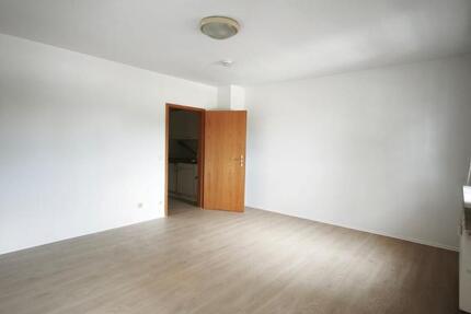 Wohnung Weißenfels - 1 Zimmer, 28 m&sup2;, 250&euro; | Angebot:27566932
