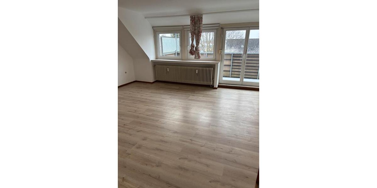Etagenwohnung Bremen Hemelingen - 4 Zimmer, 81 m&sup2;, 1.300&euro; | Angebot:24748794