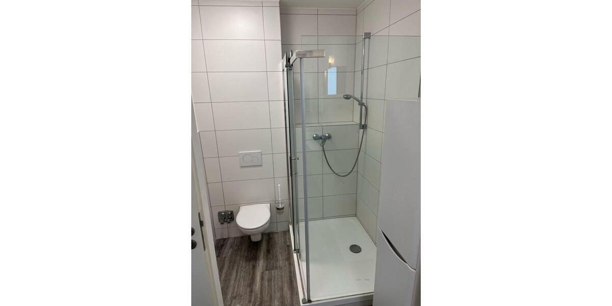 Wohnen auf Zeit Stuttgart Zuffenhausen - 4 Zimmer, 100 m&sup2;, 675&euro; | Angebot:26153927