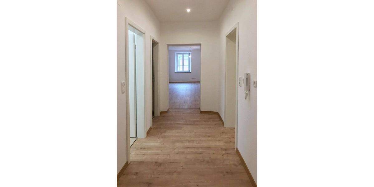 Etagenwohnung Bogen Bogenberg - 2 Zimmer, 70 m&sup2;, 699&euro; | Angebot:26805138