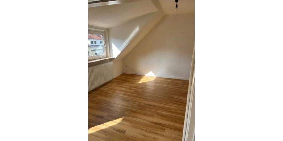 Dachgeschoßwohnung Bremen Neustadt - 1.5 Zimmer, 25 m&sup2;, 440&euro; | Angebot:25221851