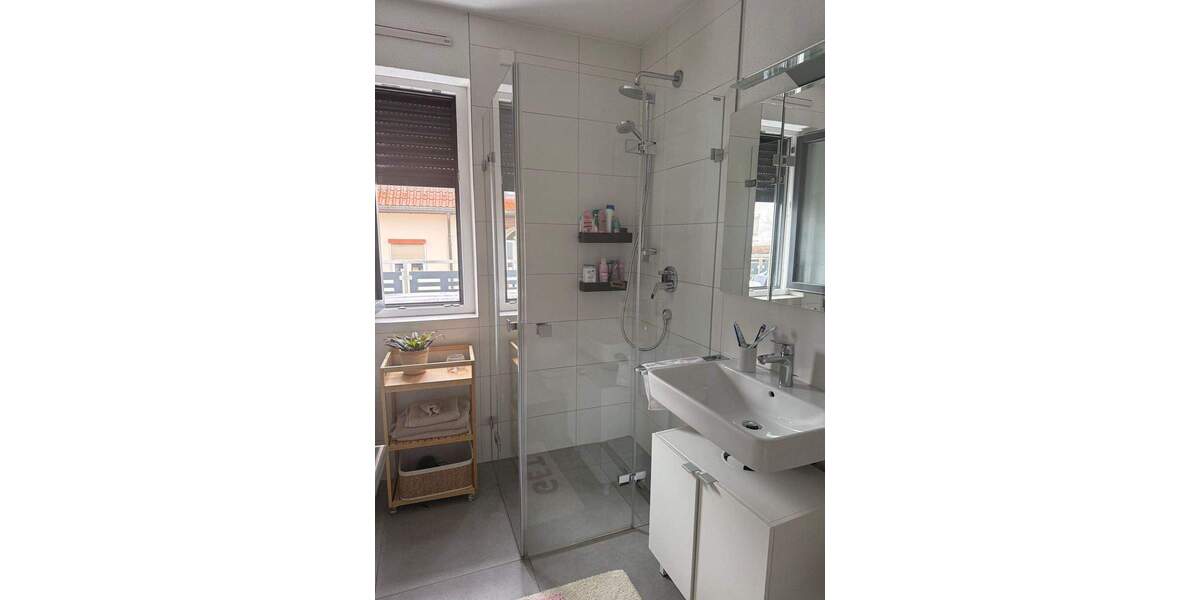 Etagenwohnung Waldstetten Eichhölzle - 3 Zimmer, 85 m&sup2;, 1.050&euro; | Angebot:24791728