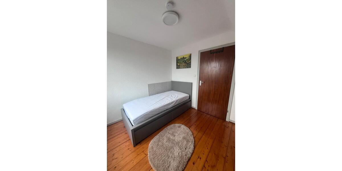 Wohnen auf Zeit Bornheim - 3 Zimmer, 23 m&sup2;, 600&euro; | Angebot:26628638