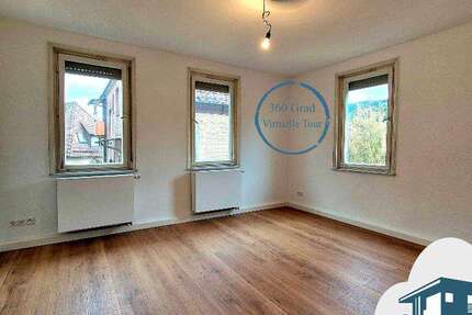 Wohnung zum Mieten in Stuttgart 1.350 € 122 m² 6 zimmer