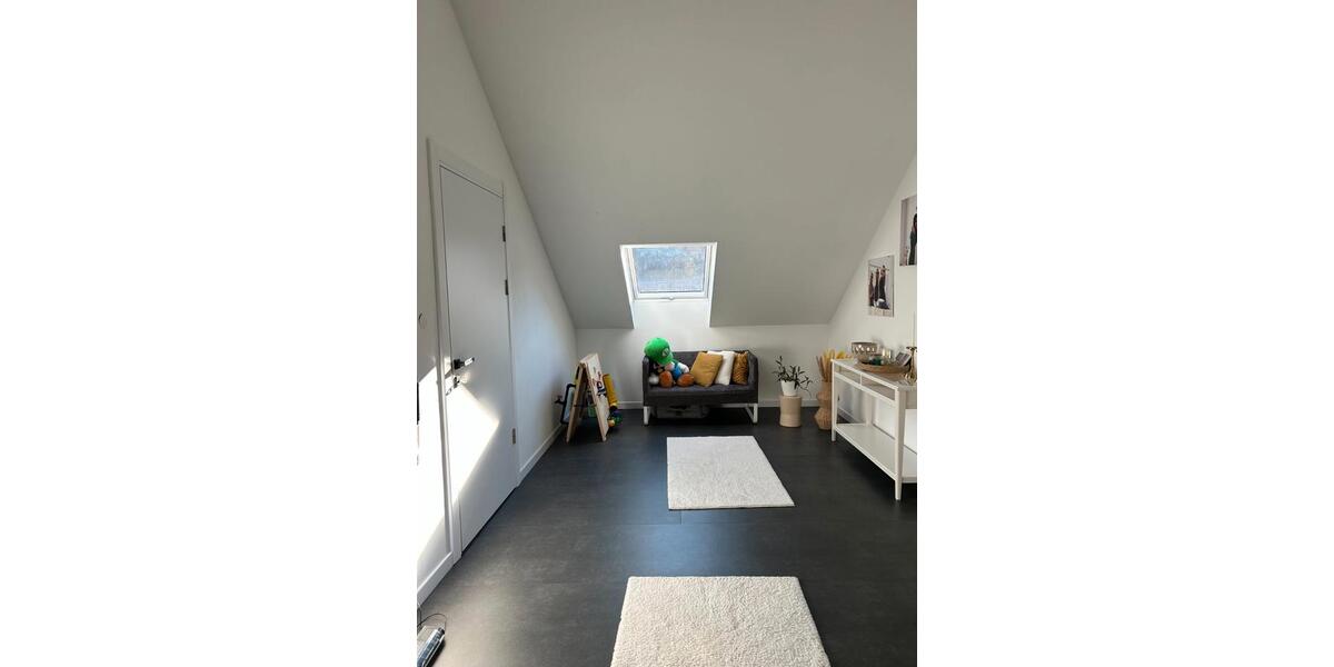 Dachgeschoßwohnung Forbach - 3 Zimmer, 86 m&sup2;, 800&euro; | Angebot:26020908