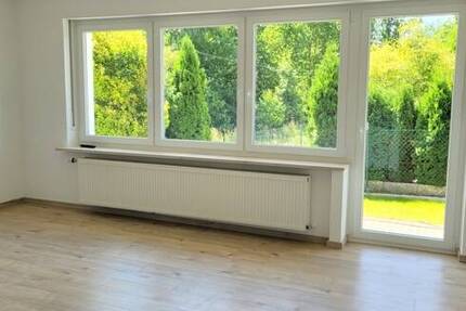 Helle Wohnung im Hochparterre eines neu renovierten 2-Parteien-Miethauses, mit Terrasse, Garten,etc!