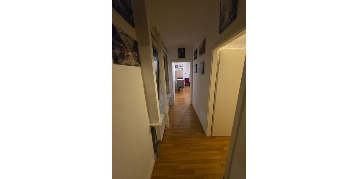 Etagenwohnung Mönchengladbach - 3 Zimmer, 90 m&sup2;, 1.500&euro; | Angebot:26518360
