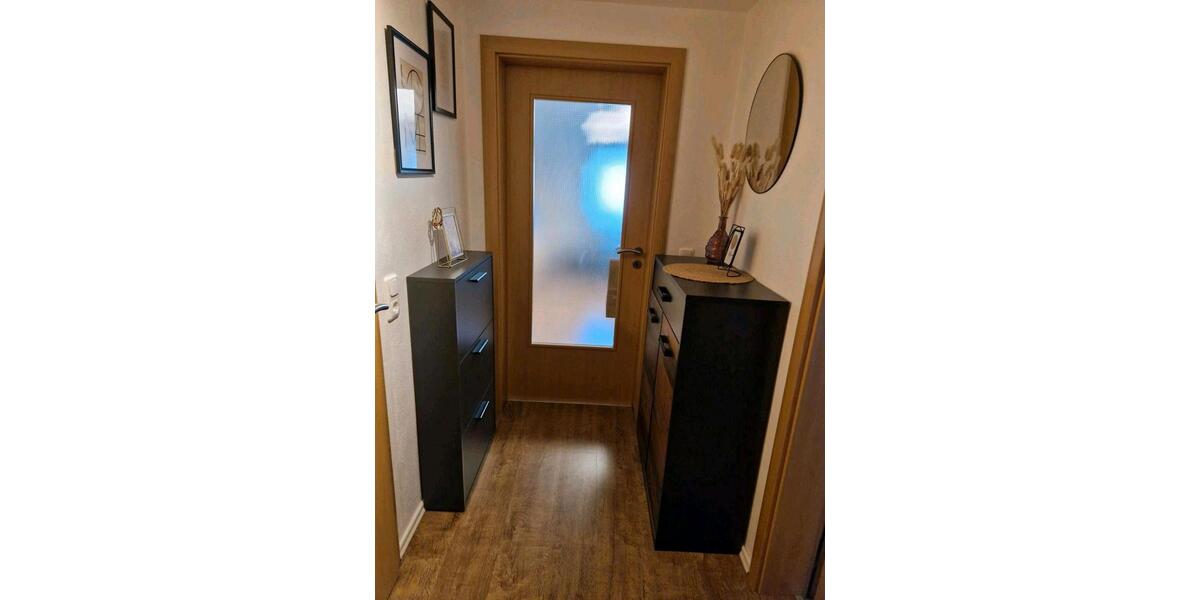 Dachgeschoßwohnung Etzenricht - 1 Zimmer, 34 m&sup2;, 400&euro; | Angebot:26275751
