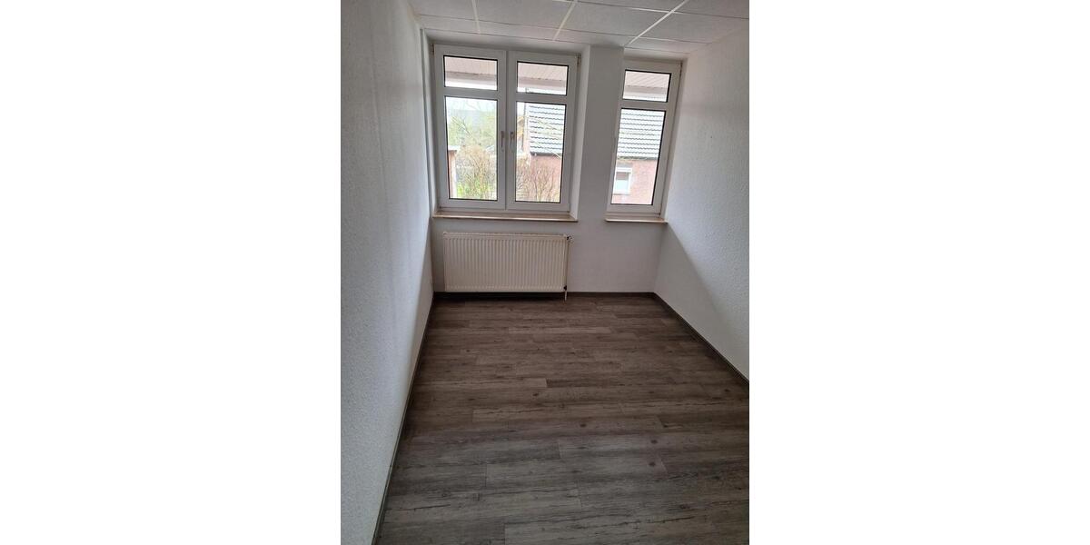 Etagenwohnung Jever - 3 Zimmer, 65 m&sup2;, 580&euro; | Angebot:26588409