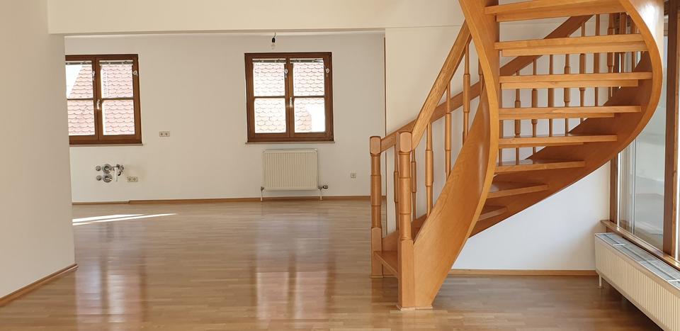 Maisonettenwohnung Ingolstadt - 4 Zimmer, 150 m&sup2;, 1.800&euro; | Angebot:24572770