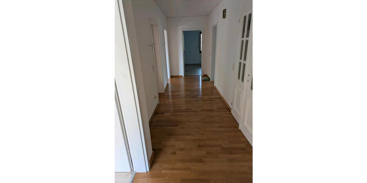 Erdgeschoßwohnung Bad Oeynhausen Dehme - 3 Zimmer, 100 m&sup2;, 1.100&euro; | Angebot:26211026