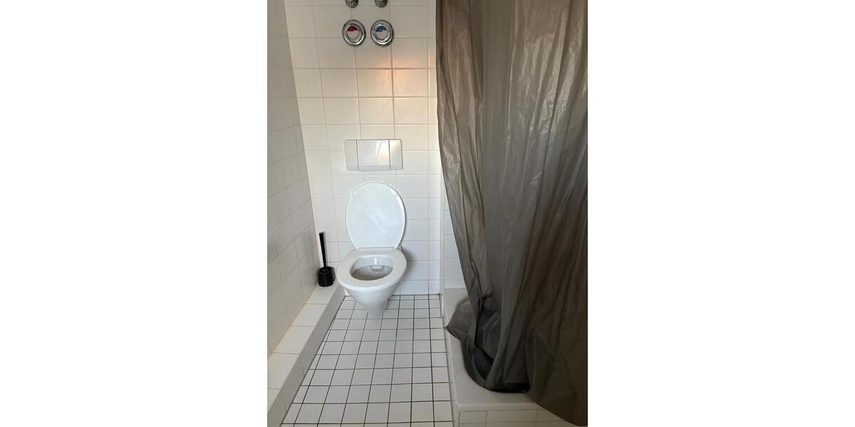Etagenwohnung Berlin Treptow-Köpenick - 1 Zimmer, 50 m&sup2;, 700&euro; | Angebot:26629706