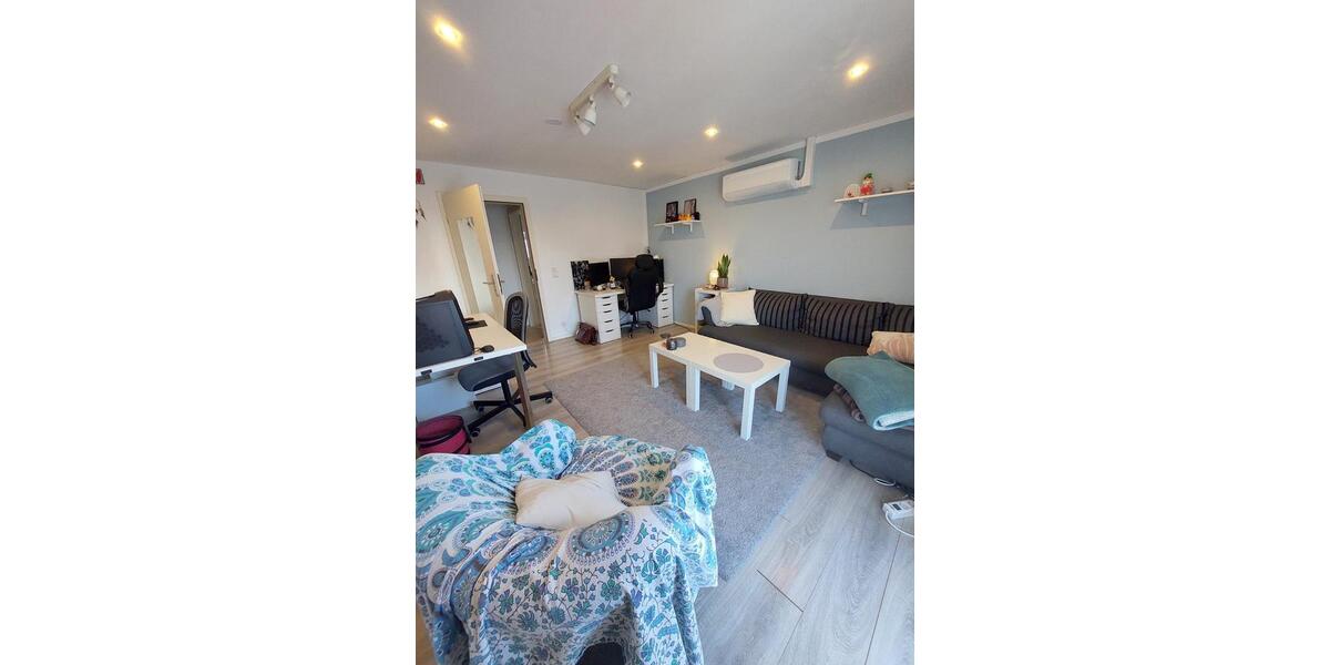 Reihenhaus Hünxe - 6.5 Zimmer, 250 m&sup2;, 2.450&euro; | Angebot:25129233