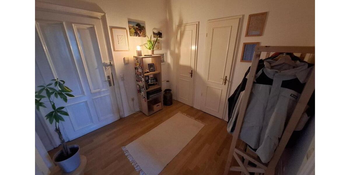 Etagenwohnung Aachen Aachen-Mitte - 2 Zimmer, 94 m&sup2;, 1.100&euro; | Angebot:26266775