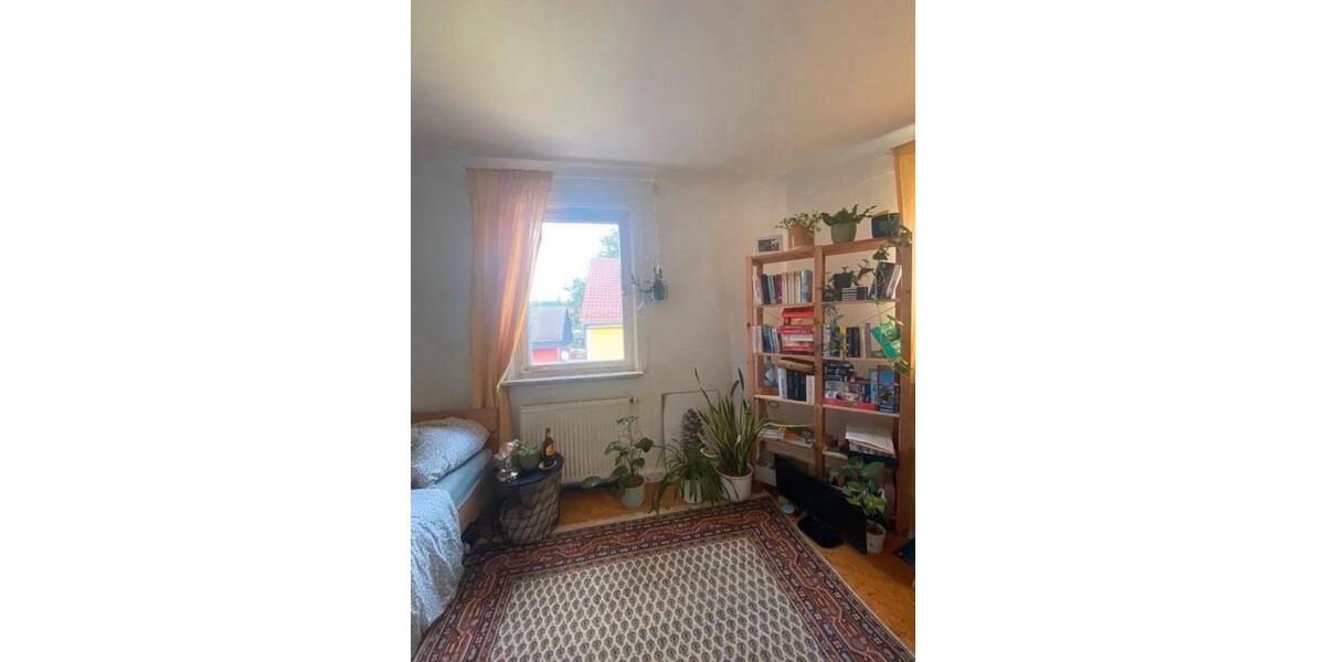 Etagenwohnung Stuttgart Luginsland - 4 Zimmer, 105 m&sup2;, 540&euro; | Angebot:24857305