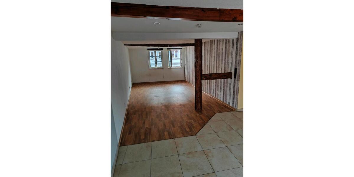 Etagenwohnung Sangerhausen - 1 Zimmer, 45 m&sup2;, 340&euro; | Angebot:25988888