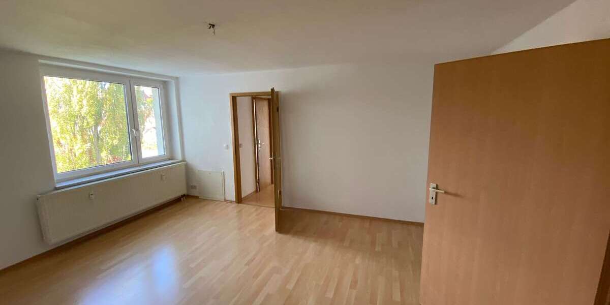 Etagenwohnung Reichenbach Oberreichenbach - 5 Zimmer, 98 m&sup2;, 460&euro; | Angebot:27010189