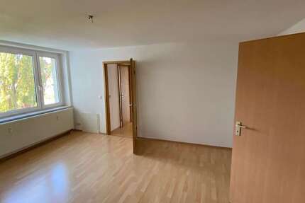 Wohnung Reichenbach Oberreichenbach - 5 Zimmer, 98 m&sup2;, 460&euro; | Angebot:27010189