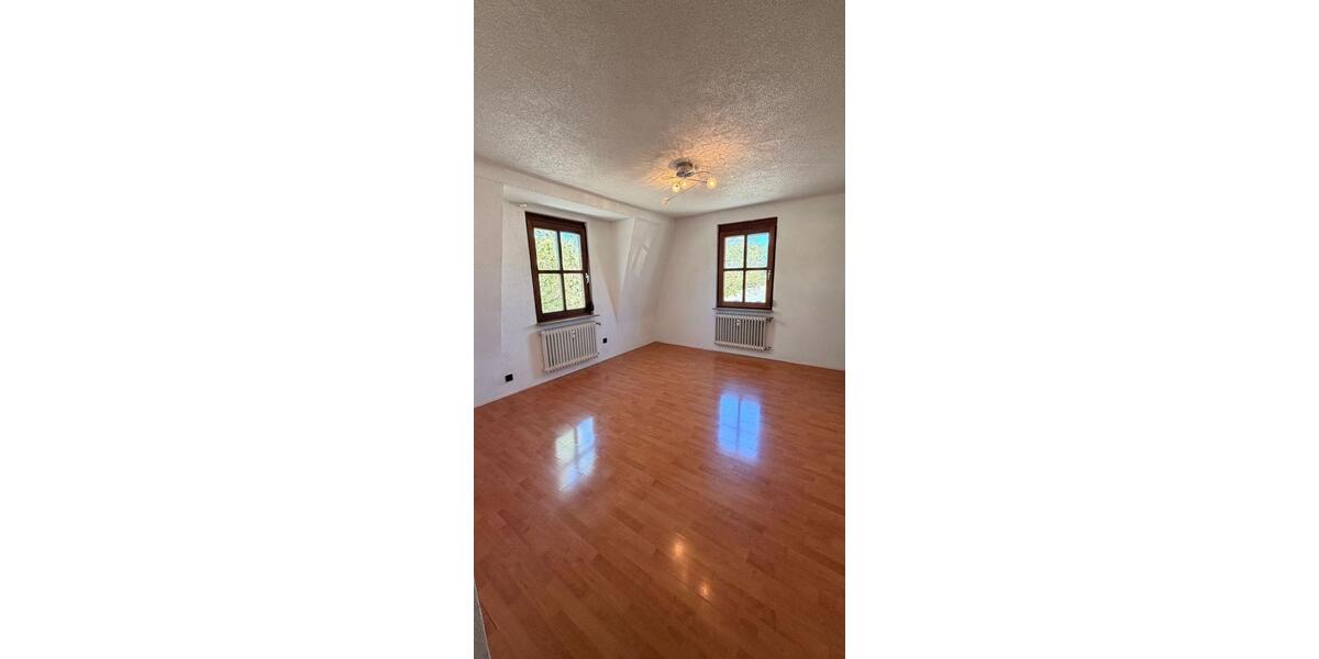 Etagenwohnung Metzingen - 2 Zimmer, 58 m&sup2;, 870&euro; | Angebot:26605033