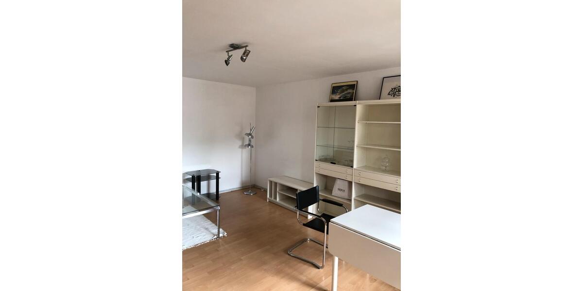 Etagenwohnung Mönchengladbach West - 1 Zimmer, 40 m&sup2;, 650&euro; | Angebot:24781957