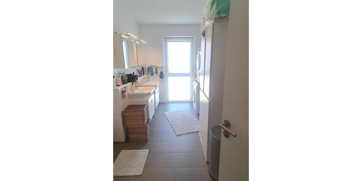 Etagenwohnung Oberkirch - 4 Zimmer, 122 m&sup2;, 1.300&euro; | Angebot:26376210