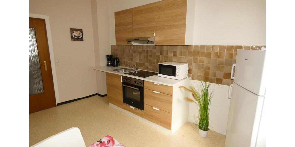 Wohnen auf Zeit Schwandorf - 3 Zimmer, 110 m&sup2;, 130&euro; | Angebot:18427588