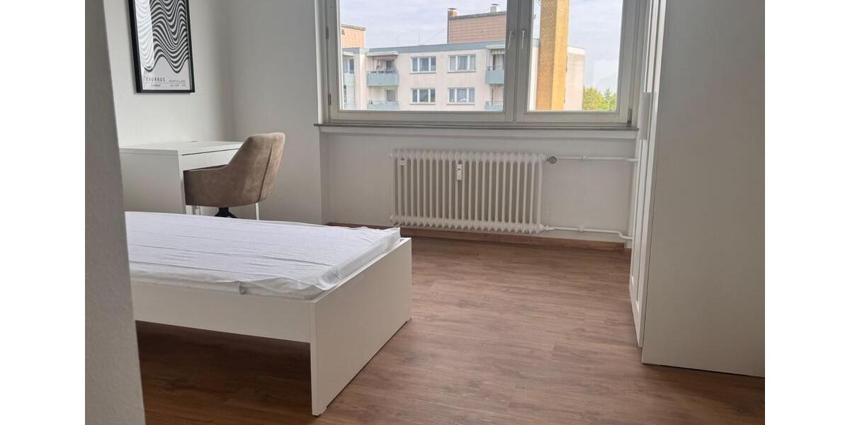 Etagenwohnung Eschborn - 1 Zimmer, 8 m&sup2;, 420&euro; | Angebot:24806190