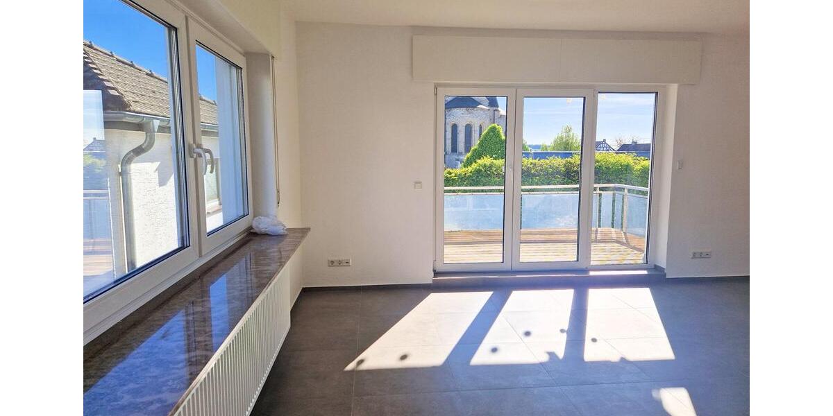 Erdgeschoßwohnung Hennef (Sieg) - 3 Zimmer, 120 m&sup2;, 1.310&euro; | Angebot:26562088