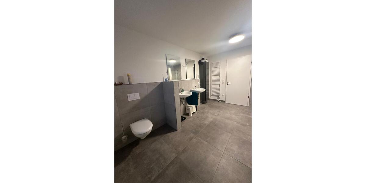 LINGEN: Schöne helle Neubauwohnung im Erdgeschoss mit Garten 4 zimmer