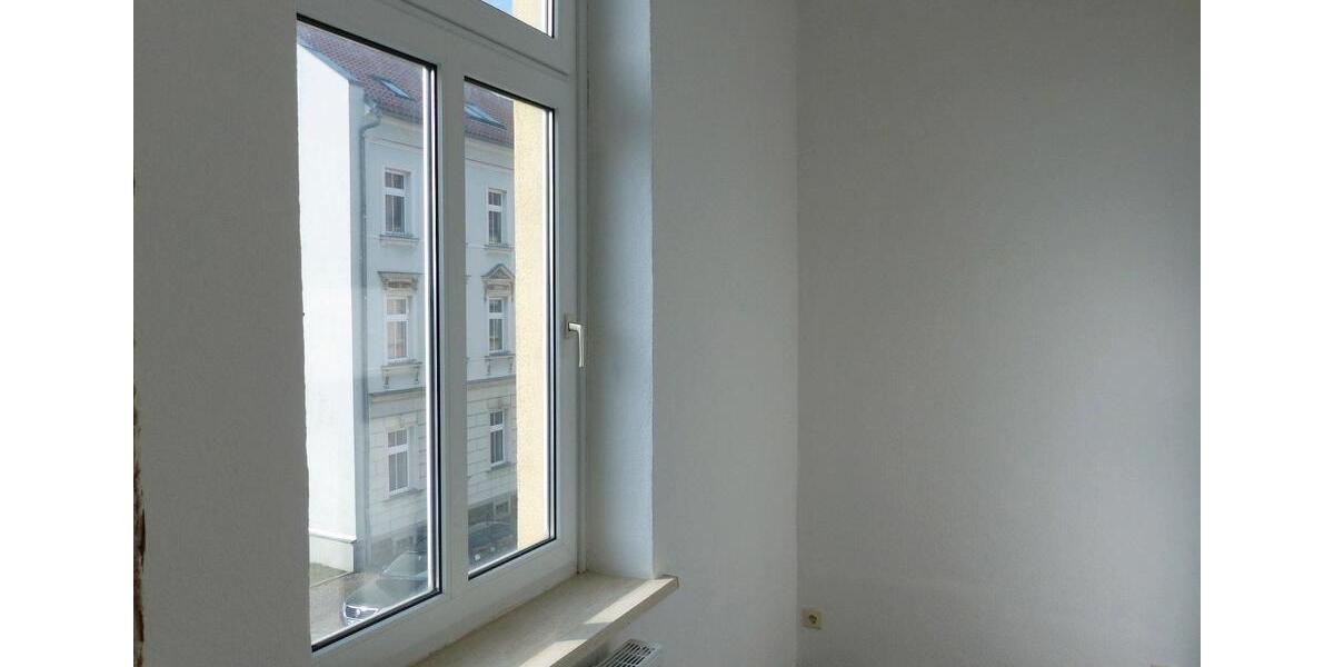 Schöne 3-4-Zi.-WE 95 m² | renoviert, Bodenbelg wählbar 4 zimmer