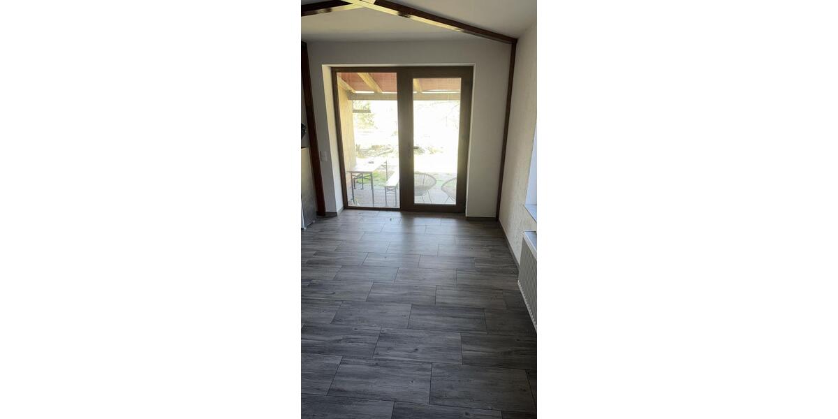 Etagenwohnung Uslar - 3 Zimmer, 160 m&sup2;, 850&euro; | Angebot:25948838