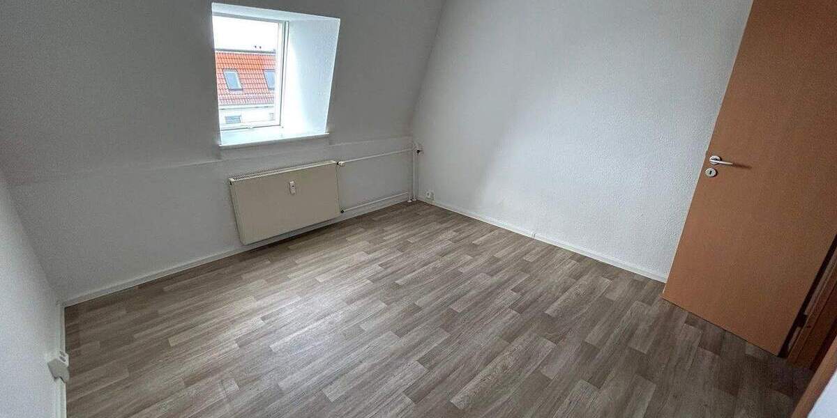 Etagenwohnung Halberstadt - 2 Zimmer, 50 m&sup2;, 316&euro; | Angebot:24972129