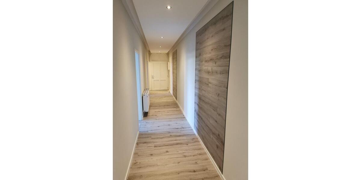 Erdgeschoß - Wohnung im Mehrfamilienhaus 3 zimmer