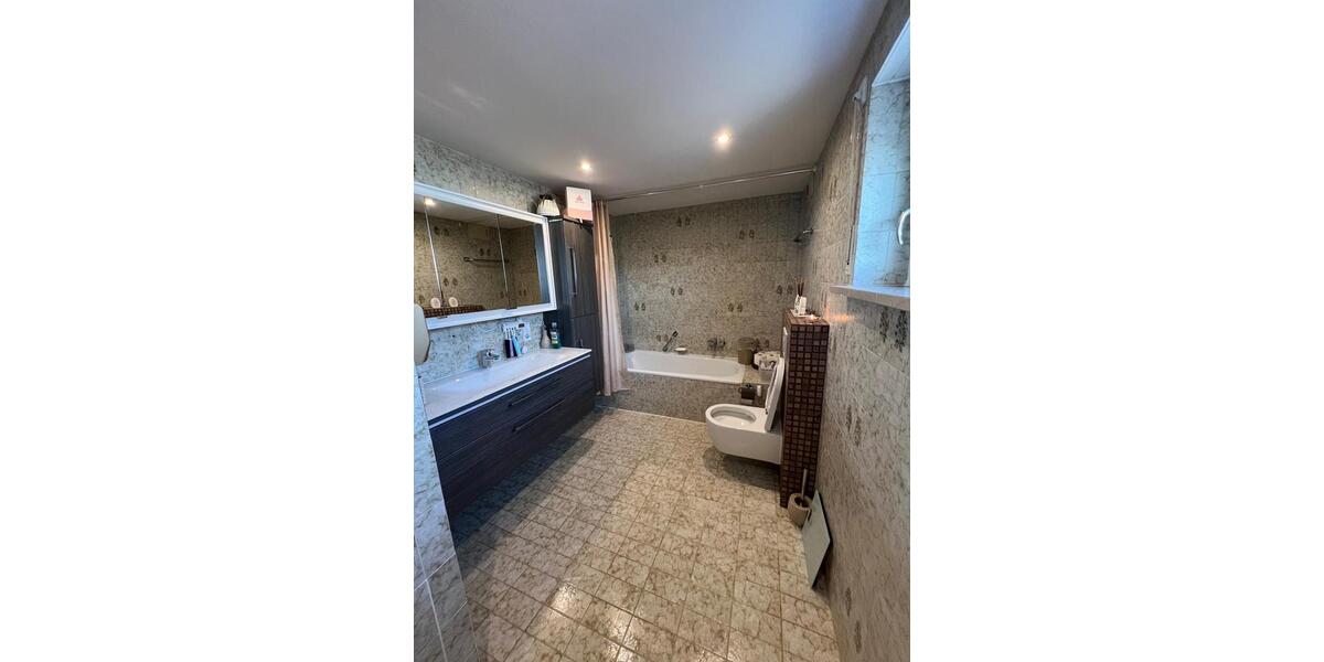 Doppelhaushälfte Weichs - 6 Zimmer, 160 m&sup2;, 3.400&euro; | Angebot:25841108