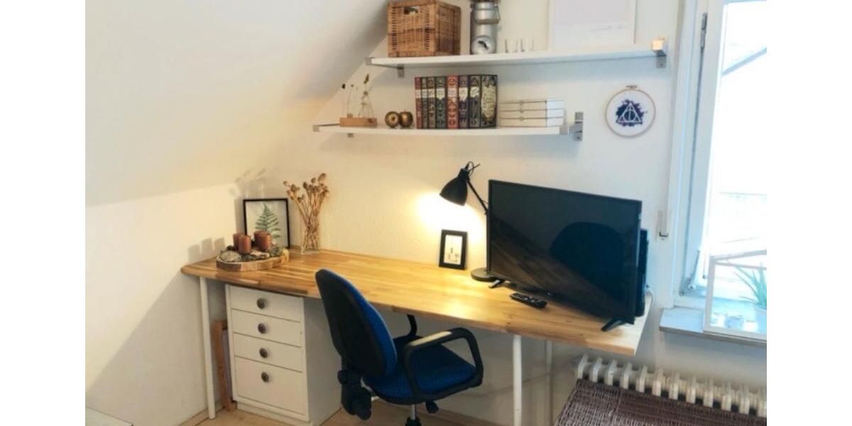 WG-Zimmer für Pendlerinnen in Köln, für 3,5 Tage Woche, 20qm 1 zimmer