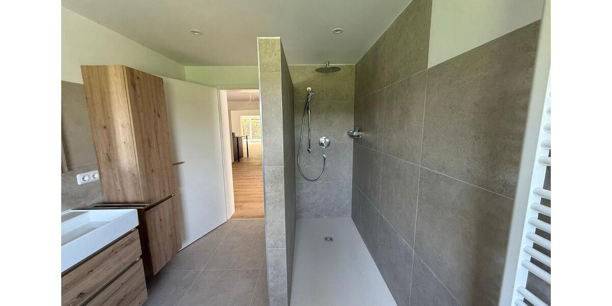 Terrassenwohnung Bayerisch Gmain - 4 Zimmer, 157 m&sup2;, 2.300&euro; | Angebot:26702056