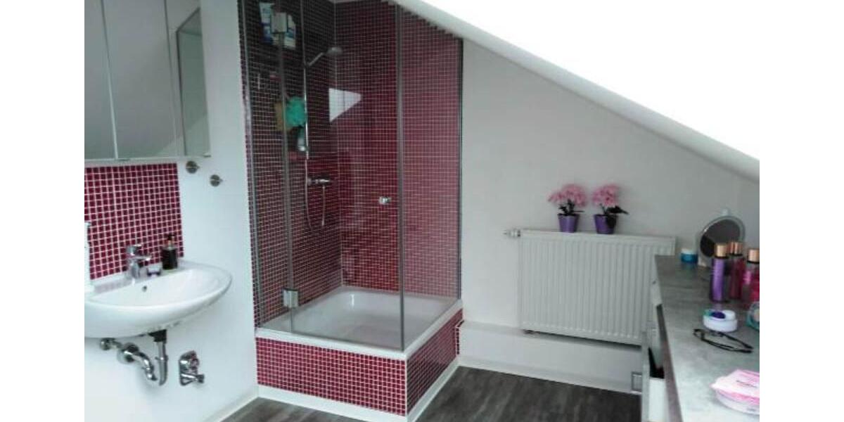 Dachgeschoßwohnung Stolberg (Rheinland) - 1 Zimmer, 50 m&sup2;, 450&euro; | Angebot:24589055