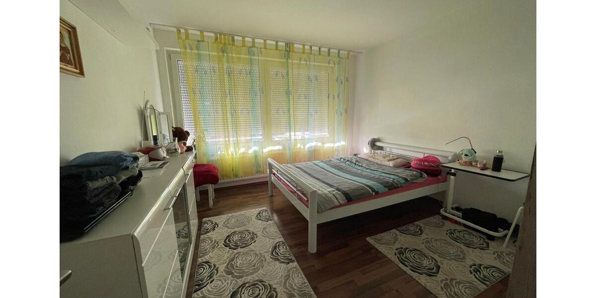 Dachgeschoßwohnung Laatzen - 2.5 Zimmer, 58 m&sup2;, 650&euro; | Angebot:25963580