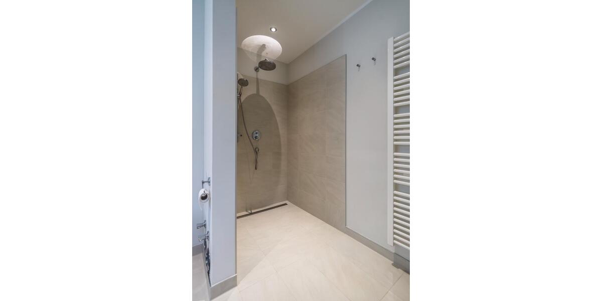 Helle 3 Zimmer Wohnung mit Balkon kernsaniert in Dehrn 3 zimmer