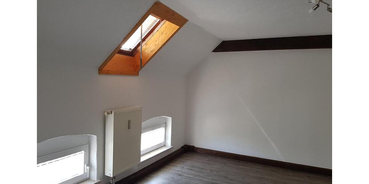 Etagenwohnung Neustadt in Sachsen - 2 Zimmer, 75 m&sup2;, 450&euro; | Angebot:25499833