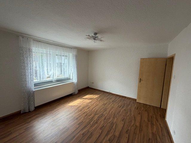 Erdgeschoßwohnung Vellmar - 3 Zimmer, 80 m&sup2;, 950&euro; | Angebot:26022154
