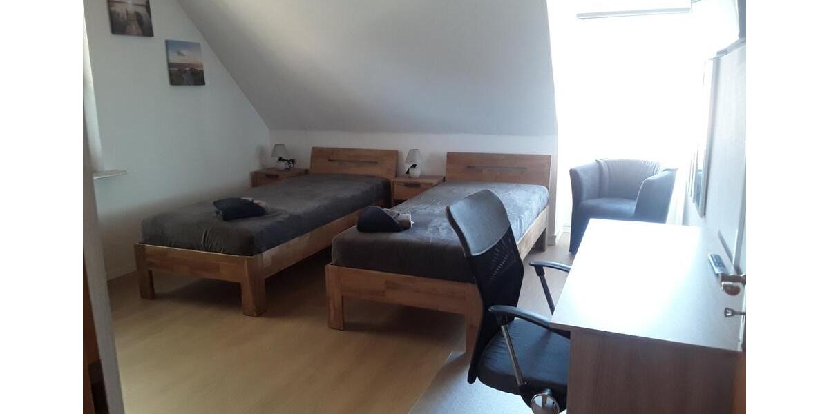 Wohnen auf Zeit Springe - 3 Zimmer, 15 m&sup2;, 20&euro; | Angebot:25217377
