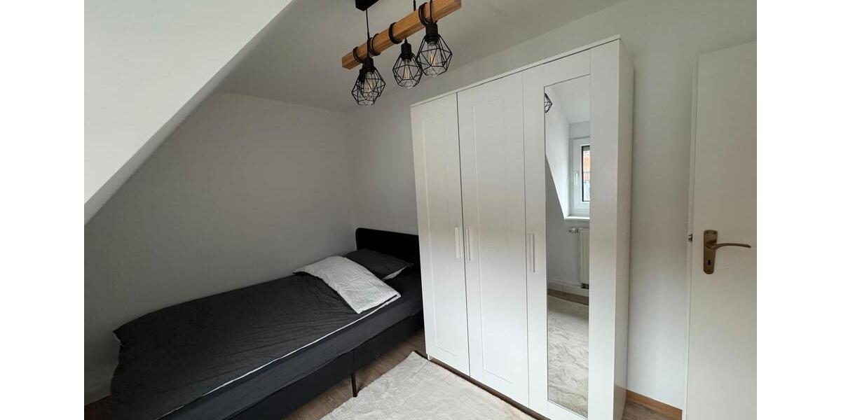 Wohnen auf Zeit Erlangen Am Anger - 6 Zimmer, 15 m&sup2;, 450&euro; | Angebot:26376602